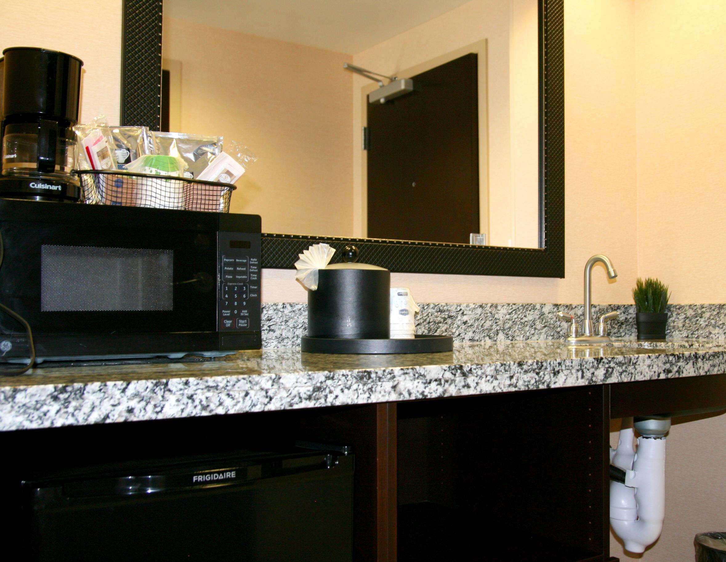 Hampton Inn & Suites Salt Lake City-University/Foothill Drive Екстер'єр фото